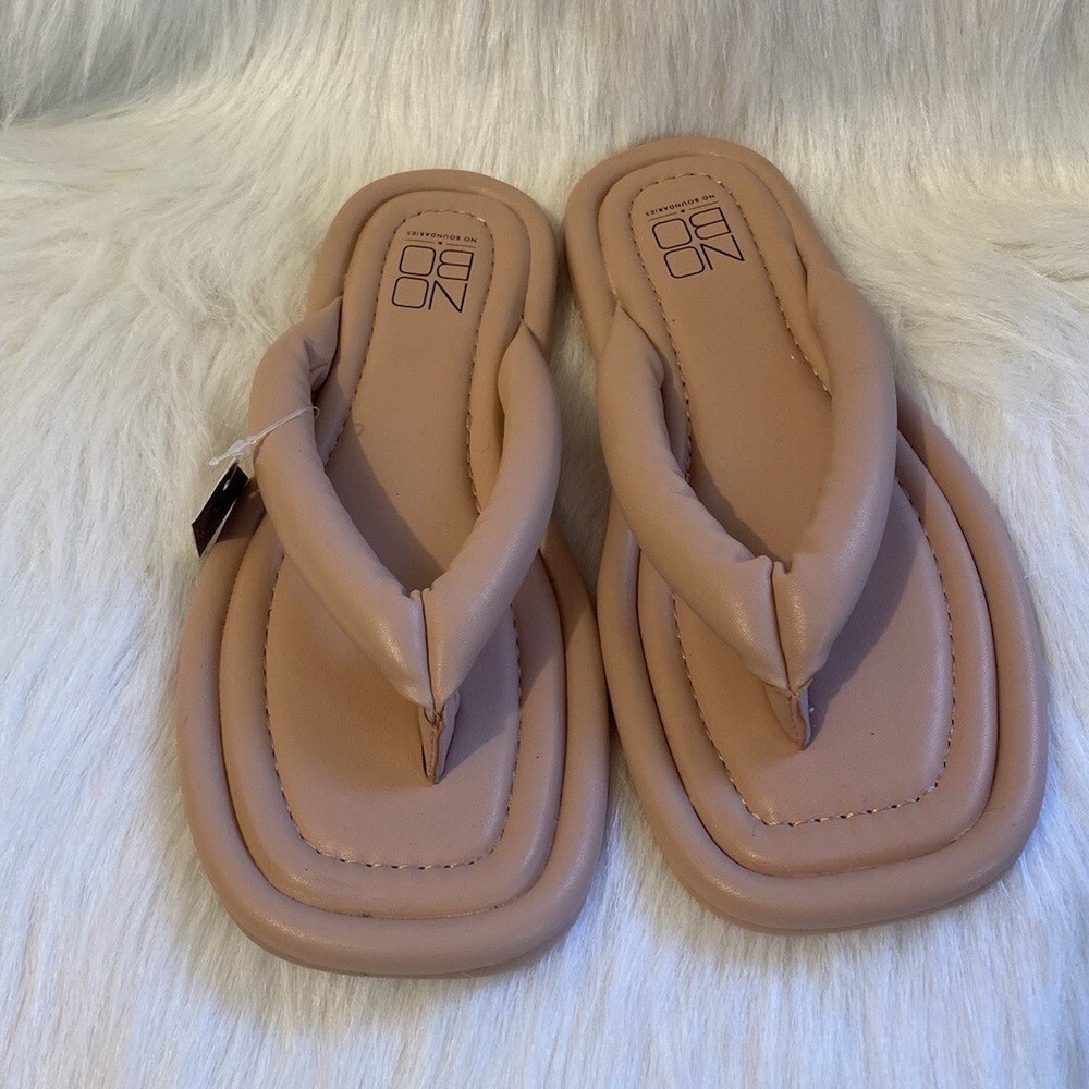 No Boundaries Puffy Flip Flops Womens Size 6 Pink‎ Sandals Open Toe Shoes
